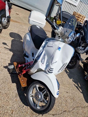 Piaggio vespa primavera - piaggio,