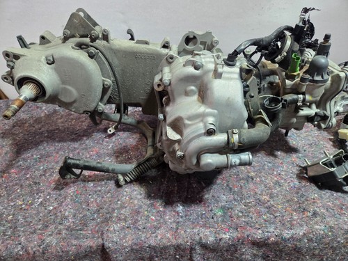 Vespa gts 300 engine - vespa,