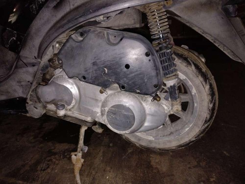 2008 piaggio mp3 250 - piaggio, engine